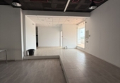 Oficina en alquiler con 270m² en San Roque foto