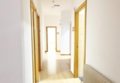 145m² commercial premises for sale in Pamplona, in the area of Citadel, Avenida de la Baja Navarra photo