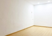 145m² commercial premises for sale in Pamplona, in the area of Citadel, Avenida de la Baja Navarra photo