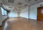 Oficina
en venda
amb 211m² a Madrid, a la zona de Los Ángeles, Calle de la Pícara Molinera foto