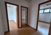 Oficina
en venda
amb 211m² a Madrid, a la zona de Los Ángeles, Calle de la Pícara Molinera foto