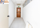 Local comercial en venta con 377m² en Granada, en la zona de Sagrario, Plaza Nueva foto