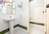 Local comercial en venta con 377m² en Granada, en la zona de Sagrario, Plaza Nueva foto