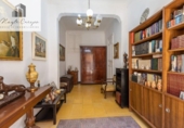 Edificio en venta con 500m² en Granada, en la zona de Sagrario, Plaza de Bib-Rambla foto