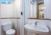 Local comercial en venta con 44m² en Granada, en la zona de San Lázaro, Calle Doctor Muñoz Fernández foto