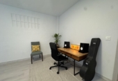 54m² commercial premises for sale in Oviedo, in the area of Ciudad Naranco, Calle Torrecerredo photo