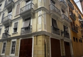 96m² commercial premises for sale in Valencia, in the area of El Pilar, Calle de Carniceros photo