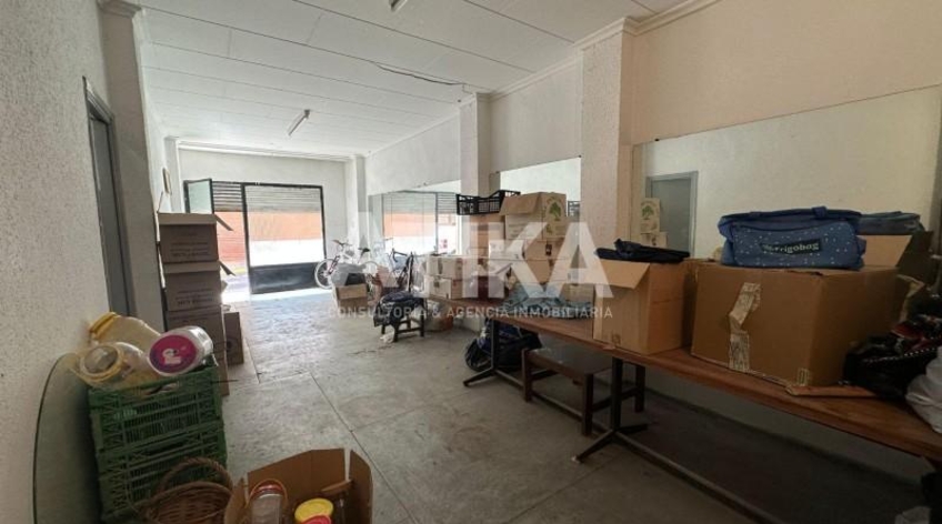 Local comercial