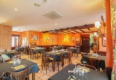 319m² restaurant for sale in Arechavaleta, Paseo Txarapea photo