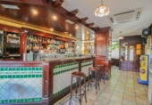 319m² restaurant for sale in Arechavaleta, Paseo Txarapea photo