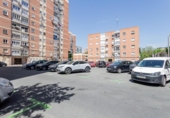 Local comercial en venta con 43m² en Madrid, en la zona de El Pilar, Avenida de Betanzos foto