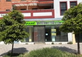 Local comercial
en venda
amb 216m² a Còrdova, Avenida Tenor Pedro Lavirgen foto