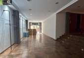 186m² commercial premises for sale in Olite, Calle Alcalde Maillata photo