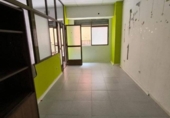 Local comercial
en venda
amb 200m² a Càceres, a la zona de Moctezuma, Avenida Isabel de Moctezuma foto