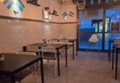 Bar
en lloguer, traspàs
amb 74m² a l'Hospitalet de Llobregat, a la zona de Sant Josep, Carrer de les Esquadres foto