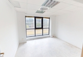 75m² bureau pour vente à Séville, dans le quartier de Triana Ouest photo