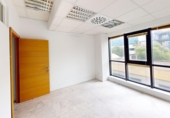 75m² bureau pour vente à Séville, dans le quartier de Triana Ouest photo