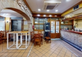 Bar
en lloguer, traspàs
amb 120m² a Sevilla, a la zona de Triana Est foto