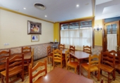 Bar
en lloguer, traspàs
amb 120m² a Sevilla, a la zona de Triana Est foto