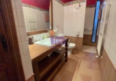 440m² commercial premises for sale in Castellar de Santiago photo