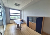 69m² bureau pour vente à Soto de Llanera photo