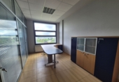 69m² bureau pour vente à Soto de Llanera photo