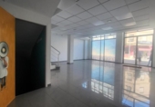 Local comercial en venta con 250m² en Tabernes de Valldigna, Camino del Clot foto