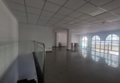 Local comercial en venta con 250m² en Tabernes de Valldigna, Camino del Clot foto