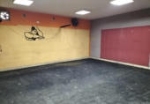 Local comercial en venta con 300m² en Cox, Carrer Miguel Hernández foto