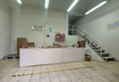 Local comercial en venta con 79m² en Madrid, en la zona de Opañel, Avenida de Oporto foto