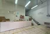 Local comercial en venta con 79m² en Madrid, en la zona de Opañel, Avenida de Oporto foto
