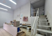 Local comercial en venta con 79m² en Madrid, en la zona de Opañel, Avenida de Oporto foto
