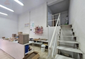 Local comercial en venta con 79m² en Madrid, en la zona de Opañel, Avenida de Oporto foto