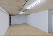 Local comercial en venta con 79m² en Madrid, en la zona de Opañel, Avenida de Oporto foto