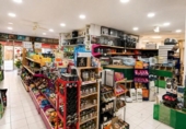 Local comercial en venta con 170m² en El Ejido, Calle Segovia foto