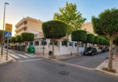 Local comercial en venta con 170m² en El Ejido, Calle Segovia foto