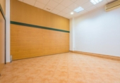 118m² offices for sale in Valencia, in the area of Benimàmet, Avenida de la Estación photo