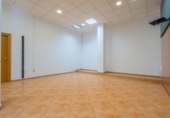 118m² offices for sale in Valencia, in the area of Benimàmet, Avenida de la Estación photo