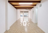 144m² offices for sale in Benetúser, Calle Ramón Navarro photo