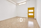 144m² offices for sale in Benetúser, Calle Ramón Navarro photo