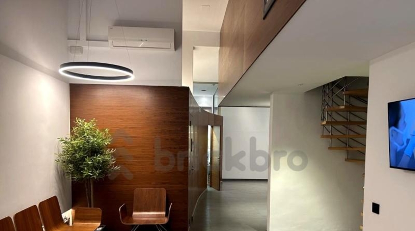 Local comercial
