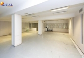 Restaurant
en venda
amb 916m² a Granada, a la zona de Barri del Boquerón, Calle Tinajilla foto