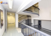 Restaurant
en venda
amb 916m² a Granada, a la zona de Barri del Boquerón, Calle Tinajilla foto