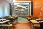 125m² restaurant for rent in Torrevieja, Calle Ramón Gallud photo