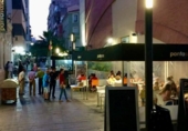 125m² restaurant for rent in Torrevieja, Calle Ramón Gallud photo