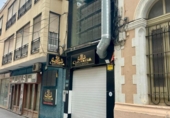 125m² restaurant for rent in Torrevieja, Calle Ramón Gallud photo