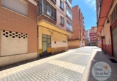Local comercial en venta con 15m² en Valladolid, en la zona de Vadillos, Calle Isaac Quintero foto