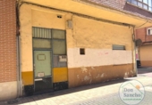 Local comercial en venta con 15m² en Valladolid, en la zona de Vadillos, Calle Isaac Quintero foto
