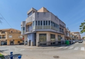Restaurante en venta con 152m² en Torrevieja, Calle Patricio Zammit foto
