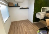 41m² commercial premises for sale in Marbella, Calle Carlos III photo